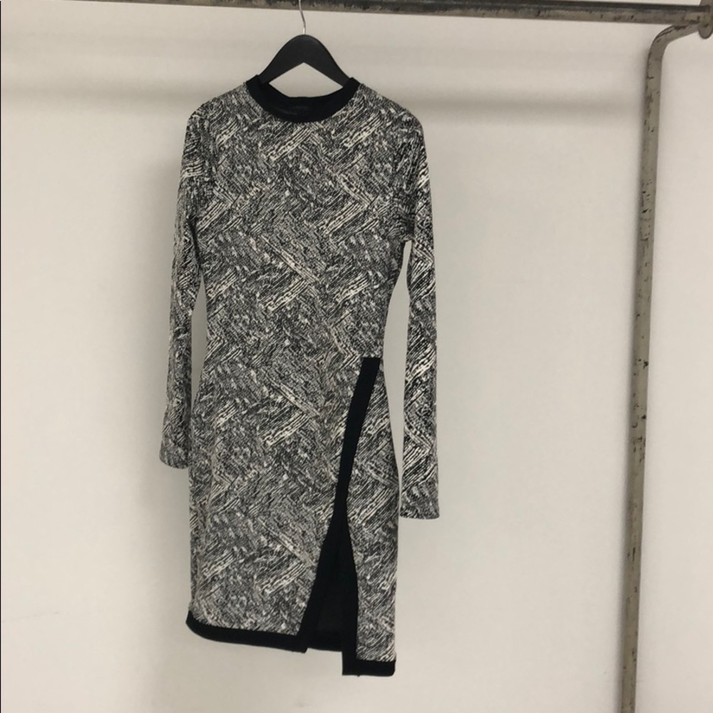 Knit L/S Dress